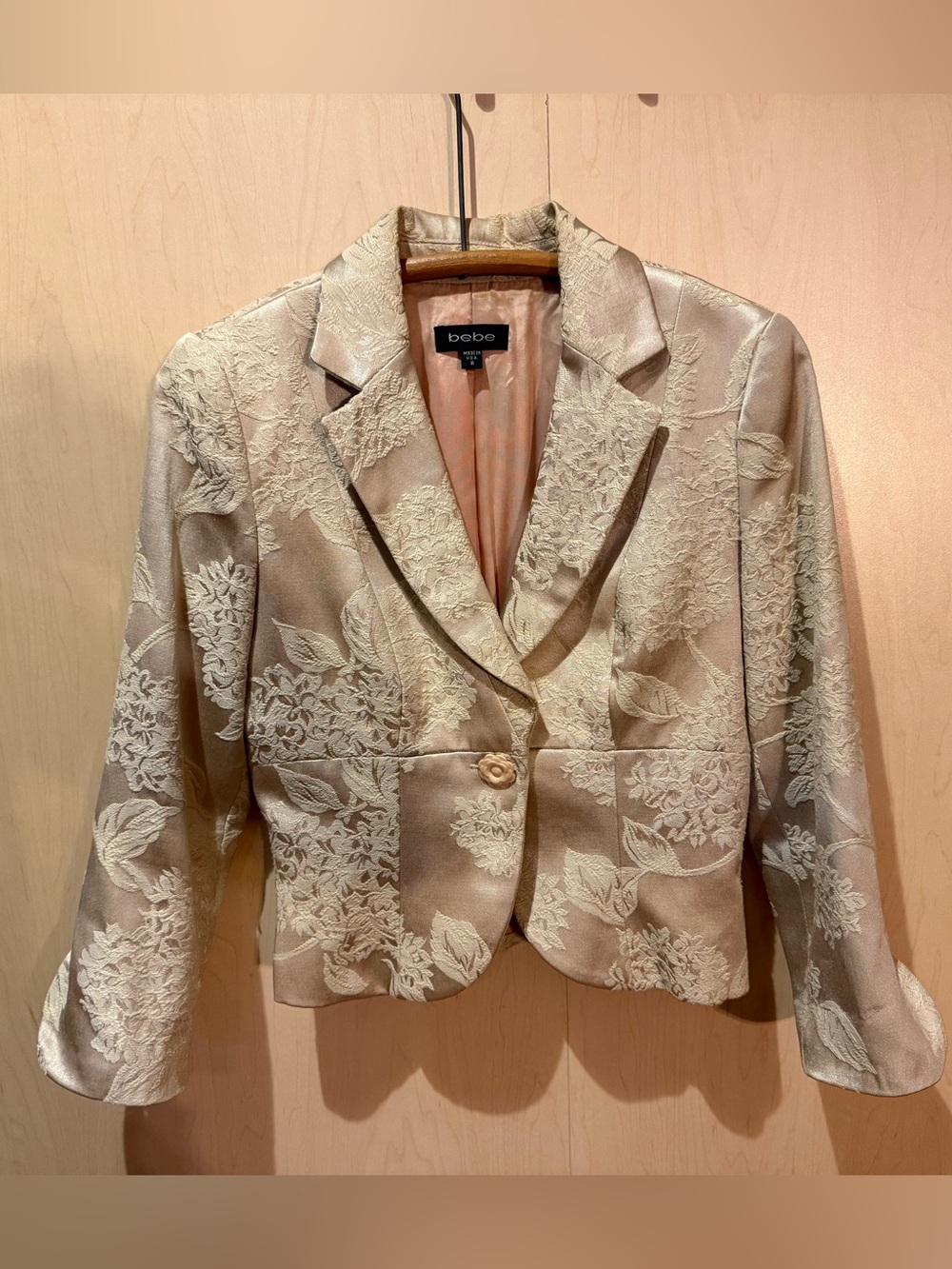 bebe Y2K Champagne Floral Jacquard Cropped Blazer Jacket Women’s sz 8